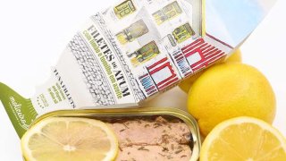 Filetes de Atum com Limão e Tomilho em Azeite